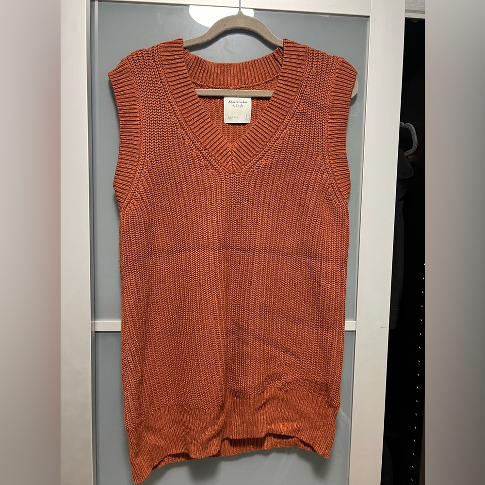 Abercrombie Sweater Vest/Dress in rust colour size small